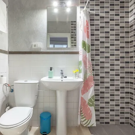 Apartamento Pasaje Amores Iz. - Tranquilidad Y Vida Cultural En Centro 4px *